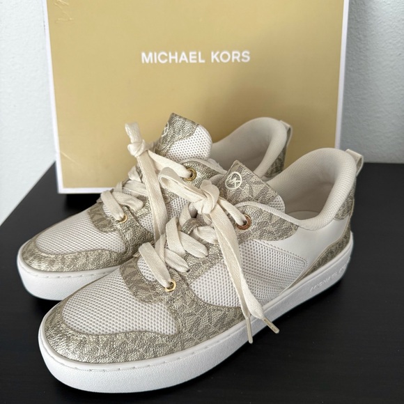 Michael Kors Shoes - New Michael Kors Emmet Rumi Lace up Sneakers Signature Logo